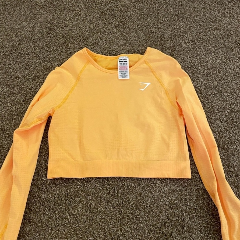 Gymshark top